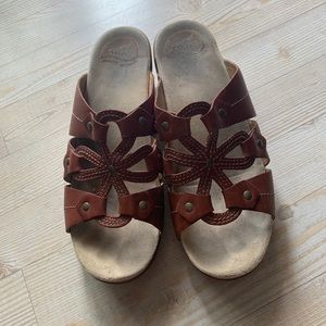 Dansko sandals 40